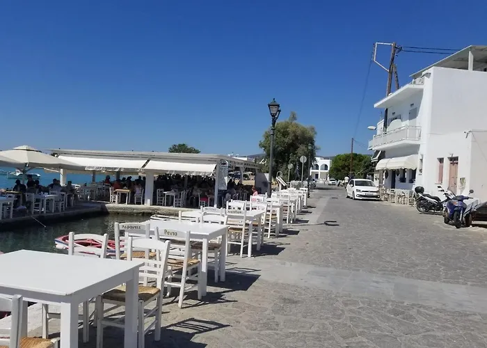 Maisonette By The Beach 아파트 *